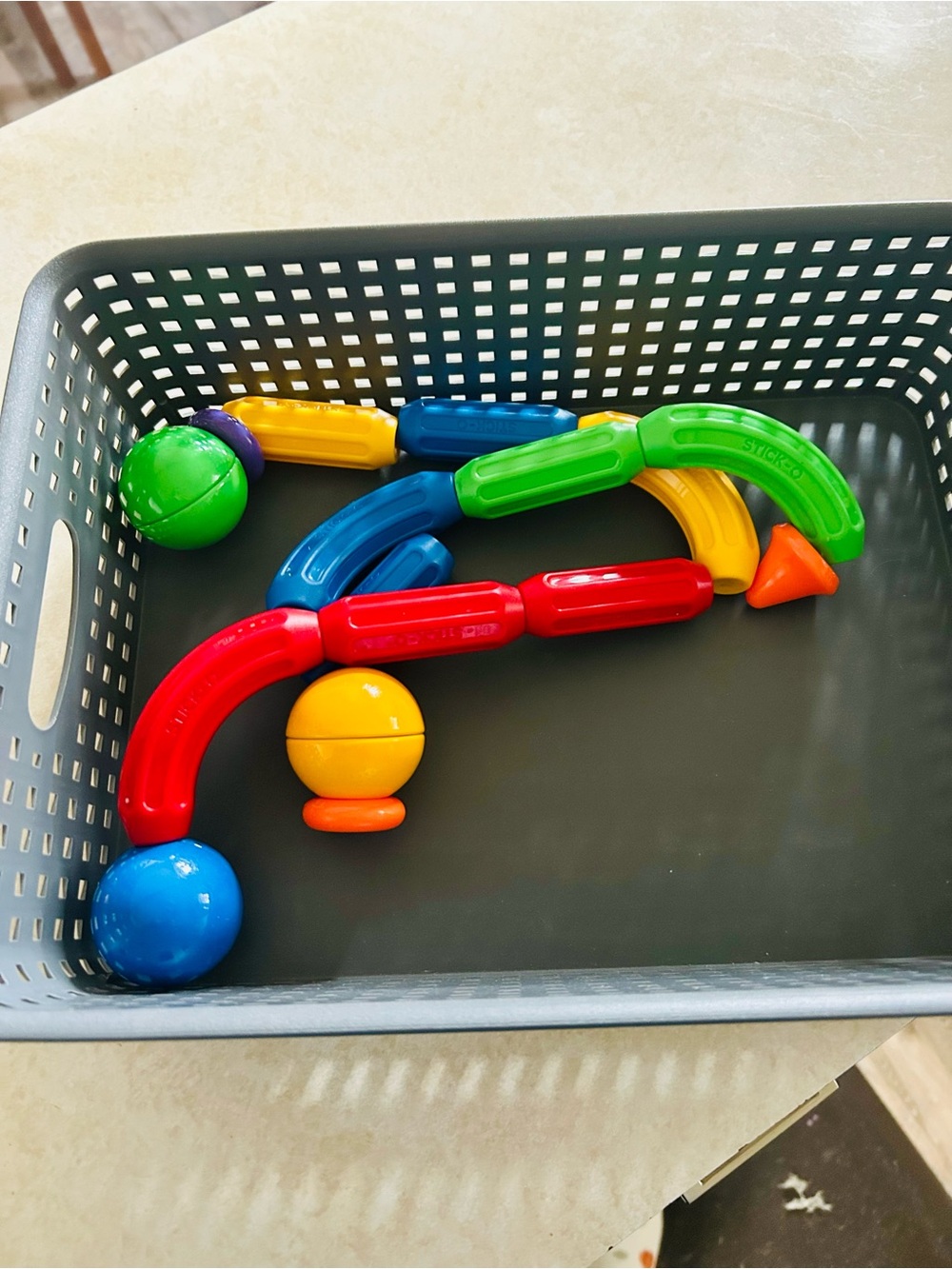 16 piece magnetic ‘Stick-O’ Building Toy Set